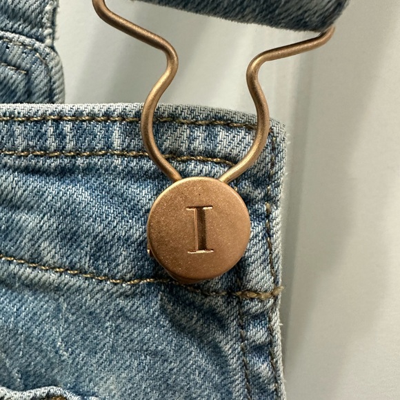 Isabel by Ingrid and Isabel Mini MaternityWomen's Light wash Denim Overalls Sz 6 - Picture 5 of 8